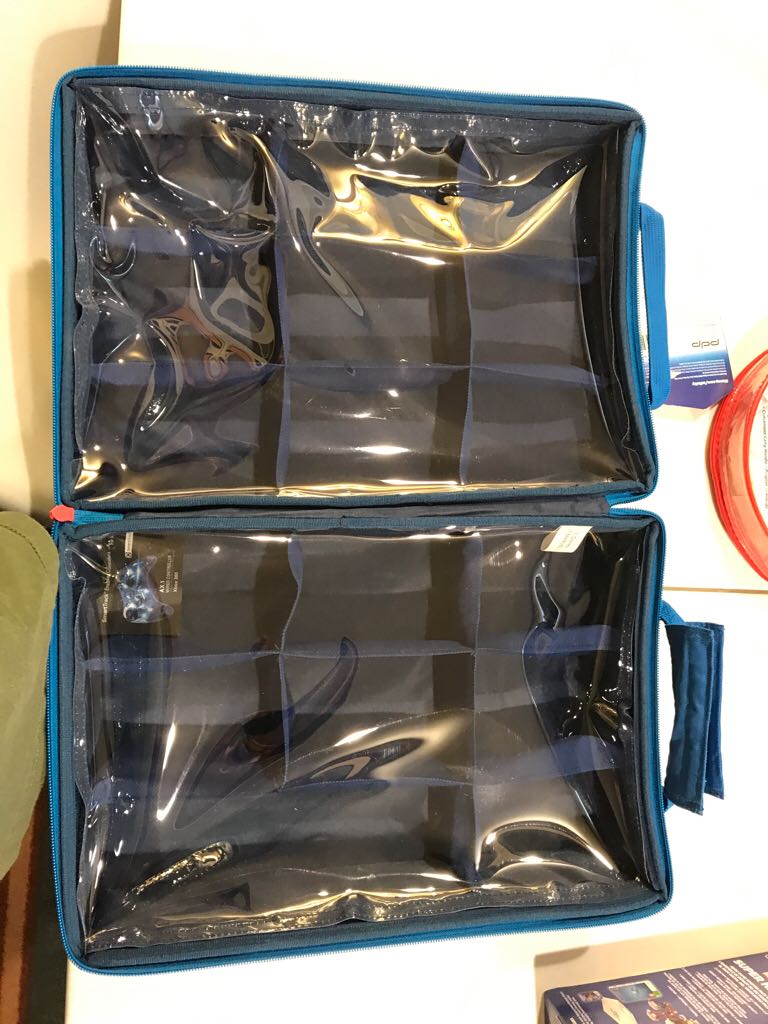 Disney Infinity Marvel Super Heroes Carrying Case  action figure collectible [Barcode 708056051082] - Main Image 2