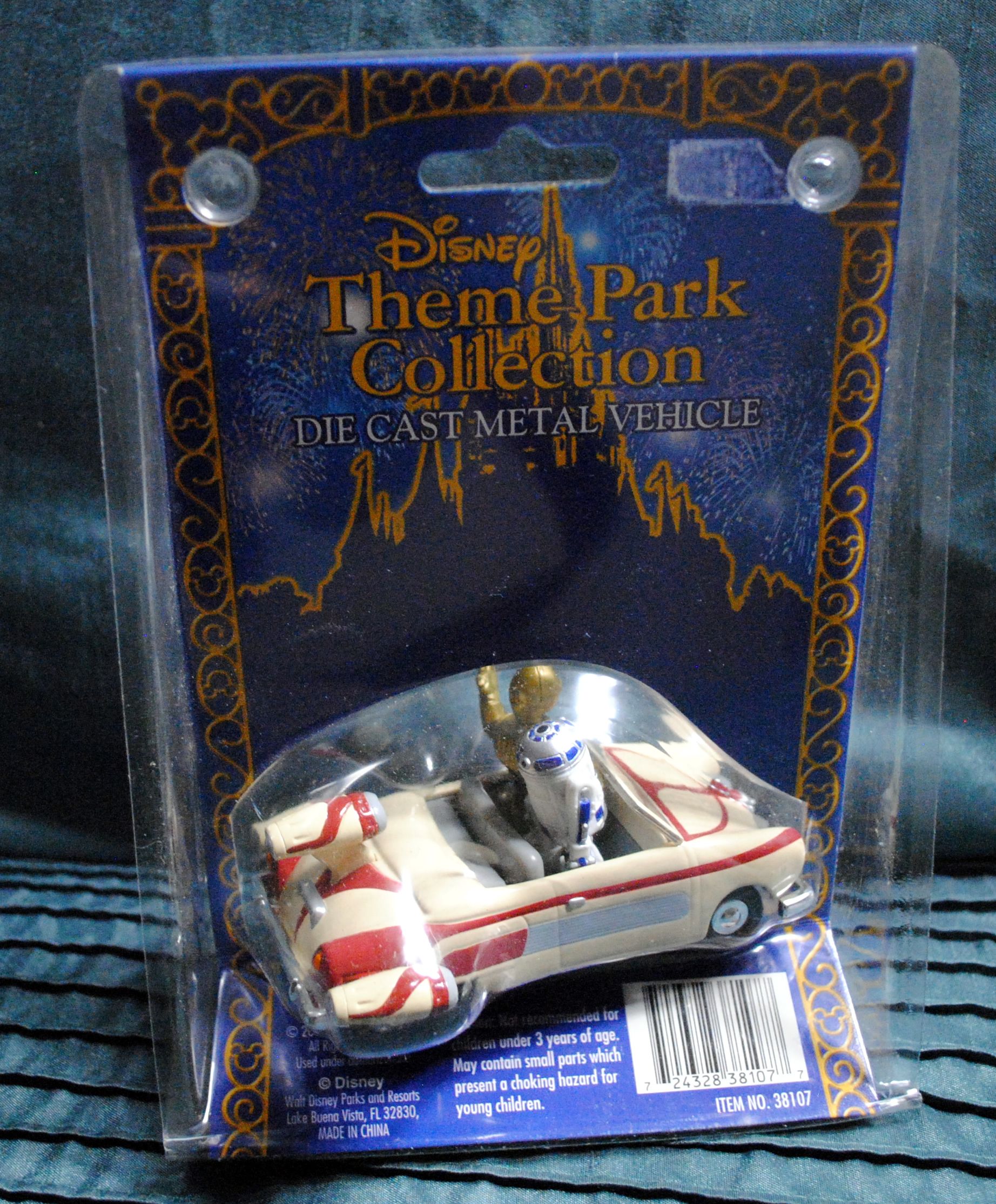 Disney Parade Vehicle with R2-D2 and C-3PO - Disney Parks (Disney Theme Park Collection) action figure collectible [Barcode 724328381077] - Main Image 2