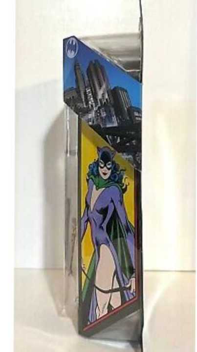 Mattel Batman Legacy Edition "Catwoman” - Mattel (DC Universe Batman Legacy) action figure collectible [Barcode 746775072032] - Main Image 3