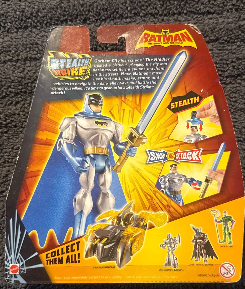 Batman The Brave and the Bold Action Figure - Gear Up Batman  action figure collectible [Barcode 746775107451] - Main Image 3