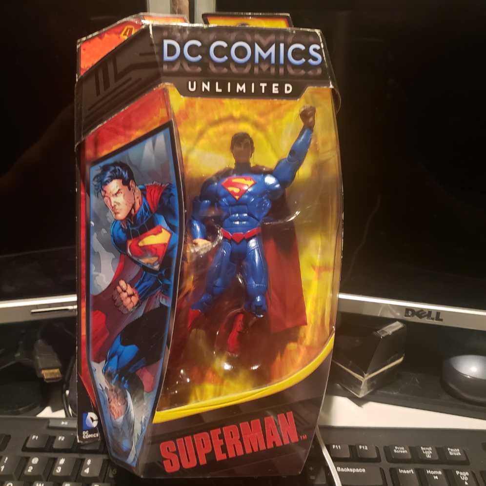Superman - Mattel (dc comics unlimited) action figure collectible [Barcode 746775235512] - Main Image 3