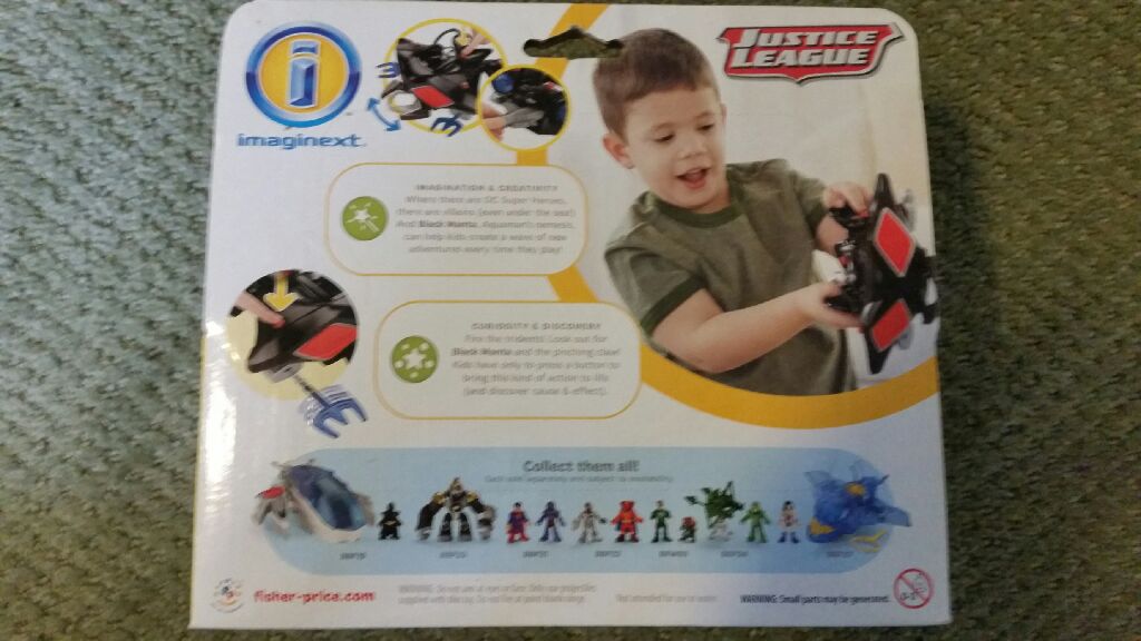 Black Manta & Sub - Fisher Price (Imaginext) action figure collectible [Barcode 746775267292] - Main Image 2