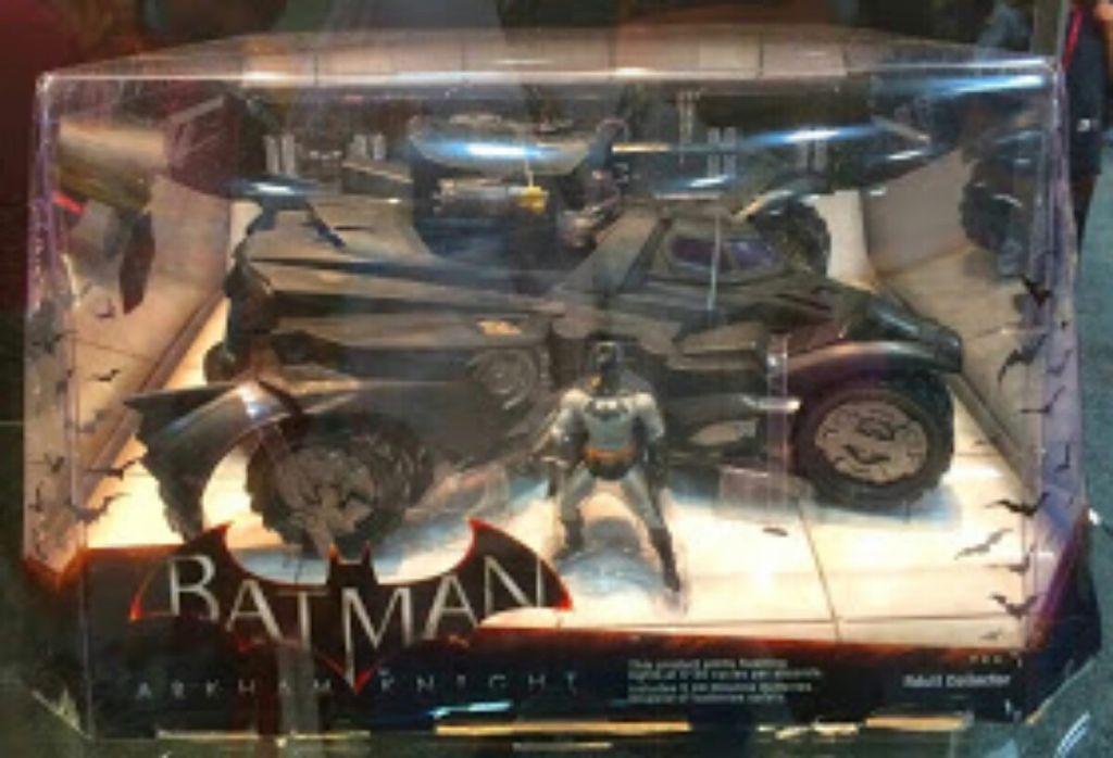 Batman Arkham Asylum Batmobile - Matty Collector (Batman Arkham Asylum) action figure collectible [Barcode 746775338848] - Main Image 1