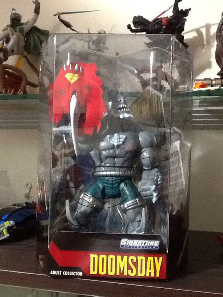 DC Universe - Signature Collection - Doomsday Unleashed (The Death of Superman) - Mattel (DC Signature Collection) action figure collectible [Barcode 746775338855] - Main Image 2