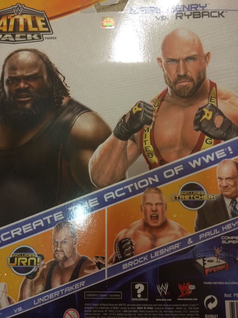 Mark Henry V Ryback (Battle Pack)  action figure collectible [Barcode 746775344047] - Main Image 2