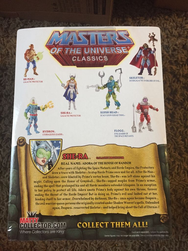 She-Ra - Galactic Protector - Mattel (Masters Of The Universe Classics) action figure collectible [Barcode 746775347826] - Main Image 2