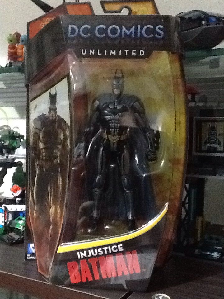 Batman: Injustice Batman - Mattel (dc comics unlimited) action figure collectible [Barcode 746775351113] - Main Image 2