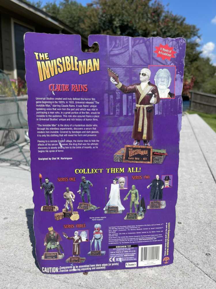 Sideshow - 8” The Invisible Man (Color) - Sideshow Toys (Universal Monsters) action figure collectible [Barcode 747720140141] - Main Image 2