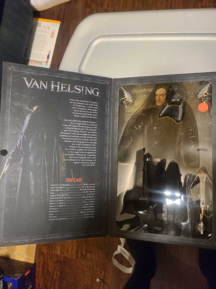 Sideshow Collectibles Van Helsing Doll - Sideshow Collectibles (Cult Classics) action figure collectible [Barcode 747720201675] - Main Image 4