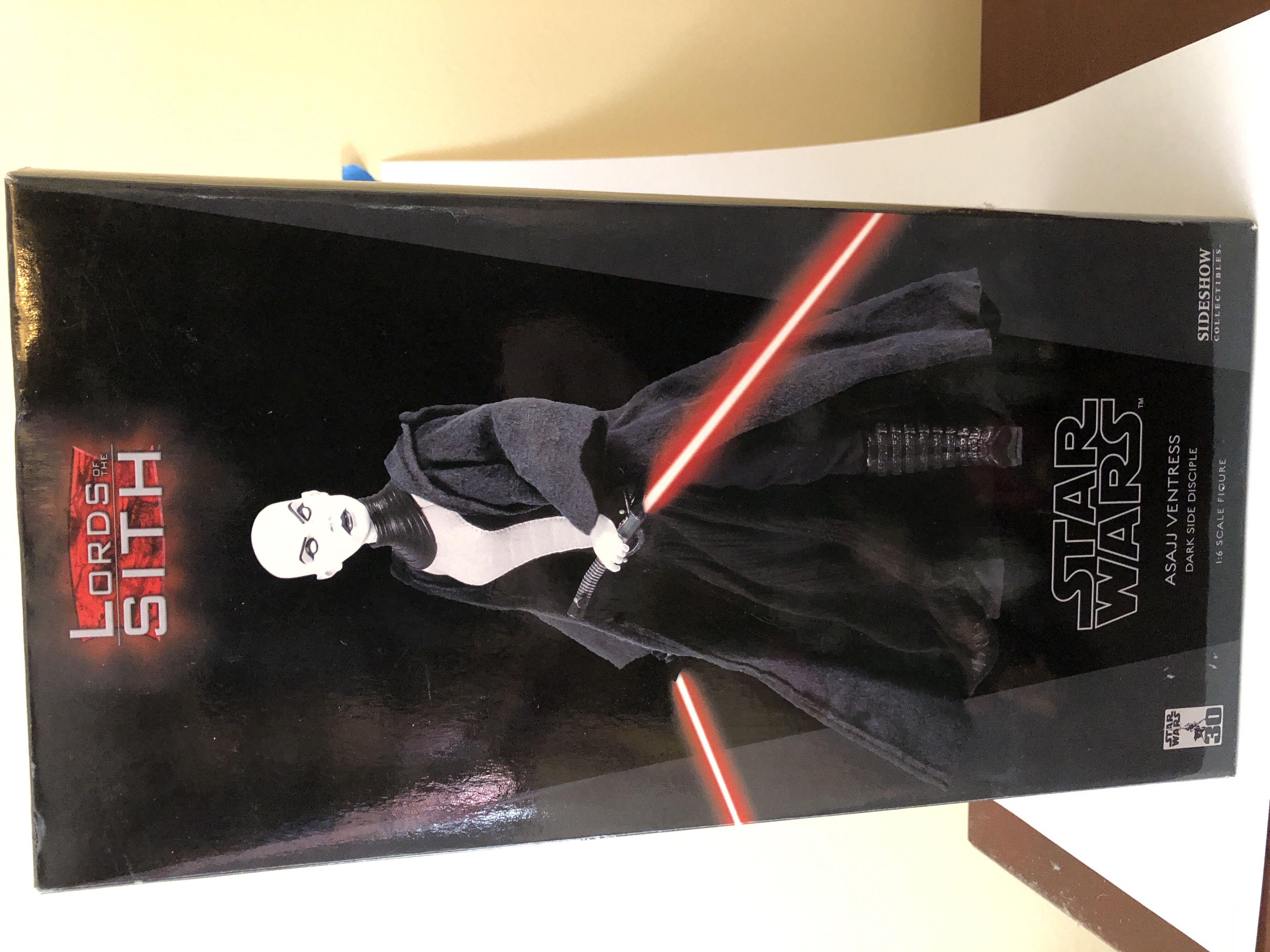 Asajj Ventress - Sideshow Collectibles (Star Wars) action figure collectible [Barcode 747720208223] - Main Image 2