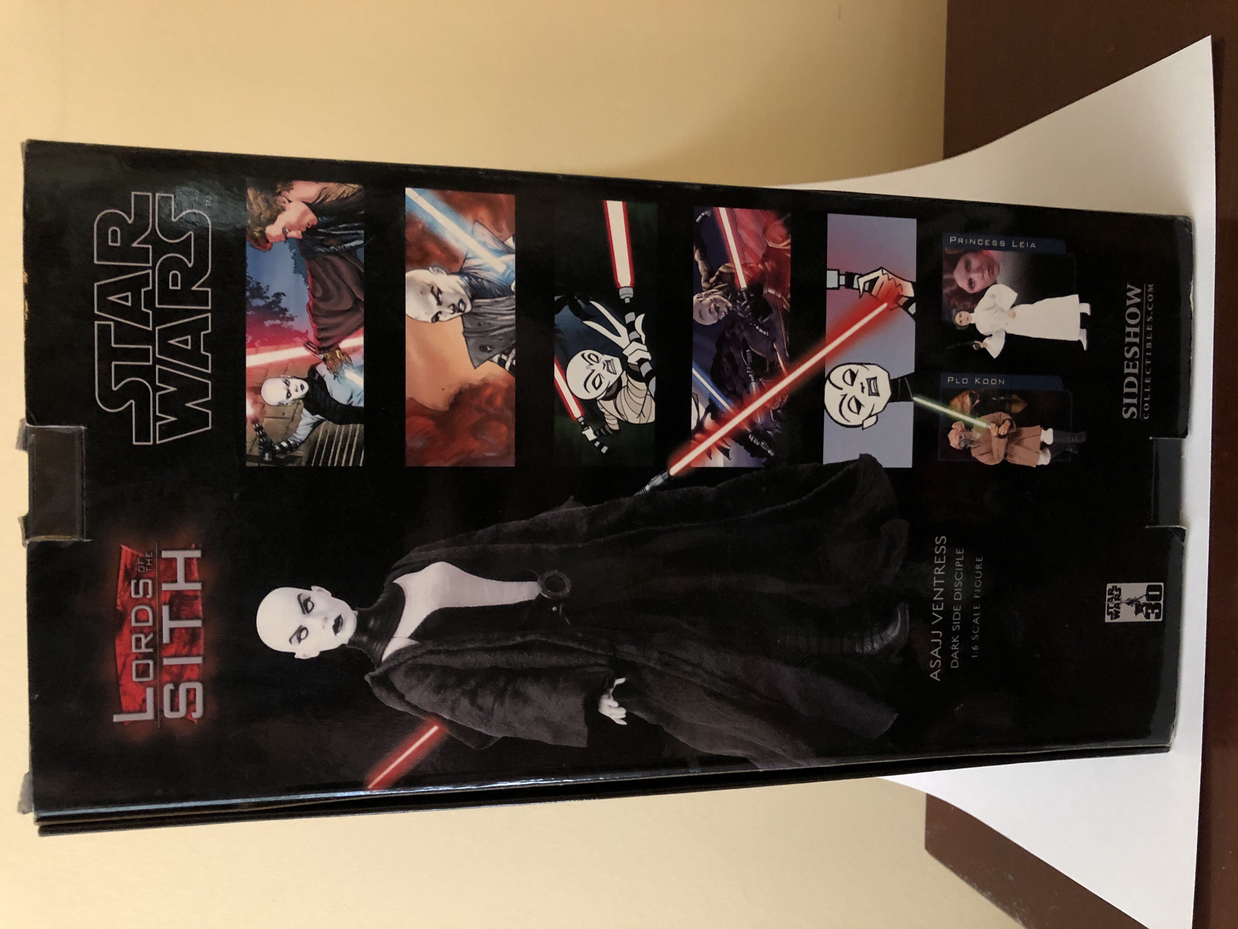 Asajj Ventress - Sideshow Collectibles (Star Wars) action figure collectible [Barcode 747720208223] - Main Image 4