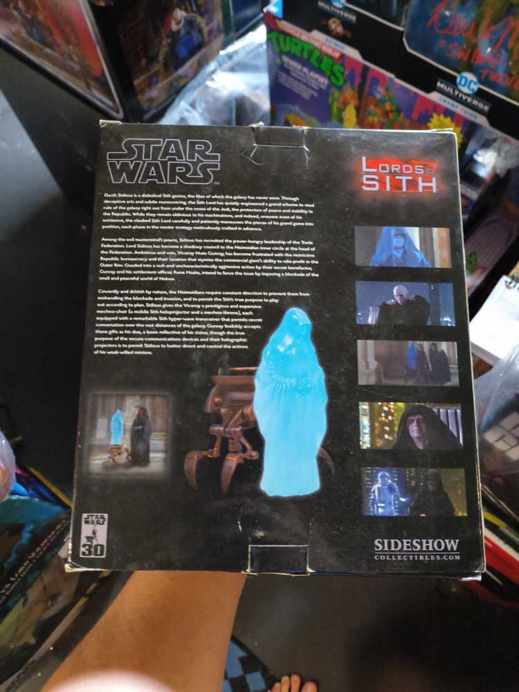 Darth Sidious - Holographic - Sideshow Collectibles (Star Wars: Lords Of The Sith) action figure collectible [Barcode 747720209152] - Main Image 4