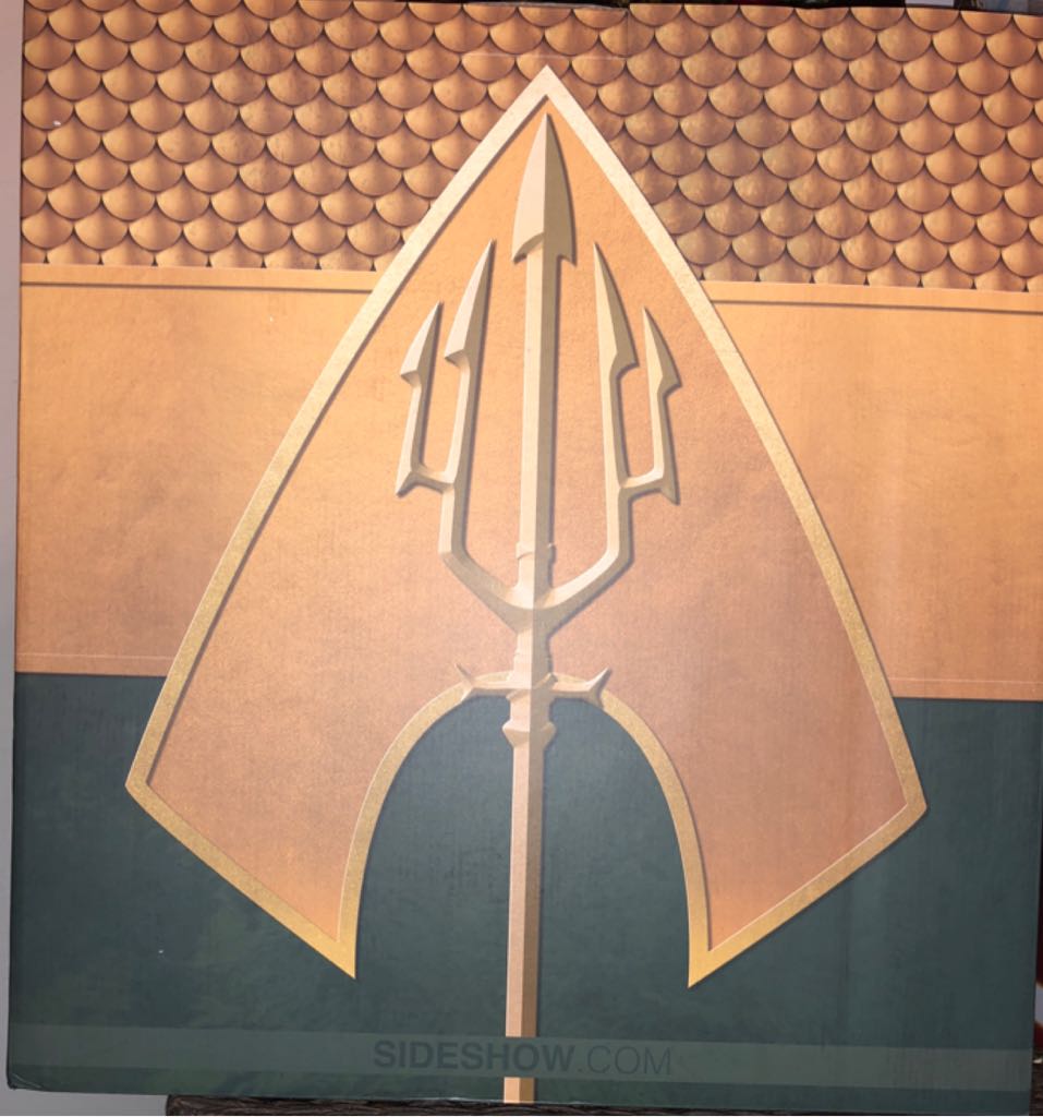 Aquaman - Sideshow Collectibles (DC Comics) action figure collectible [Barcode 747720222472] - Main Image 2