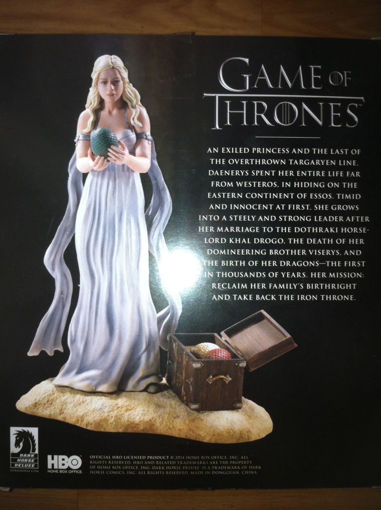 Daenerys Targaryen (Season 7) - McFarlane (Game Of Thrones: Daenerys Targaryen) action figure collectible [Barcode 761568204940] - Main Image 2