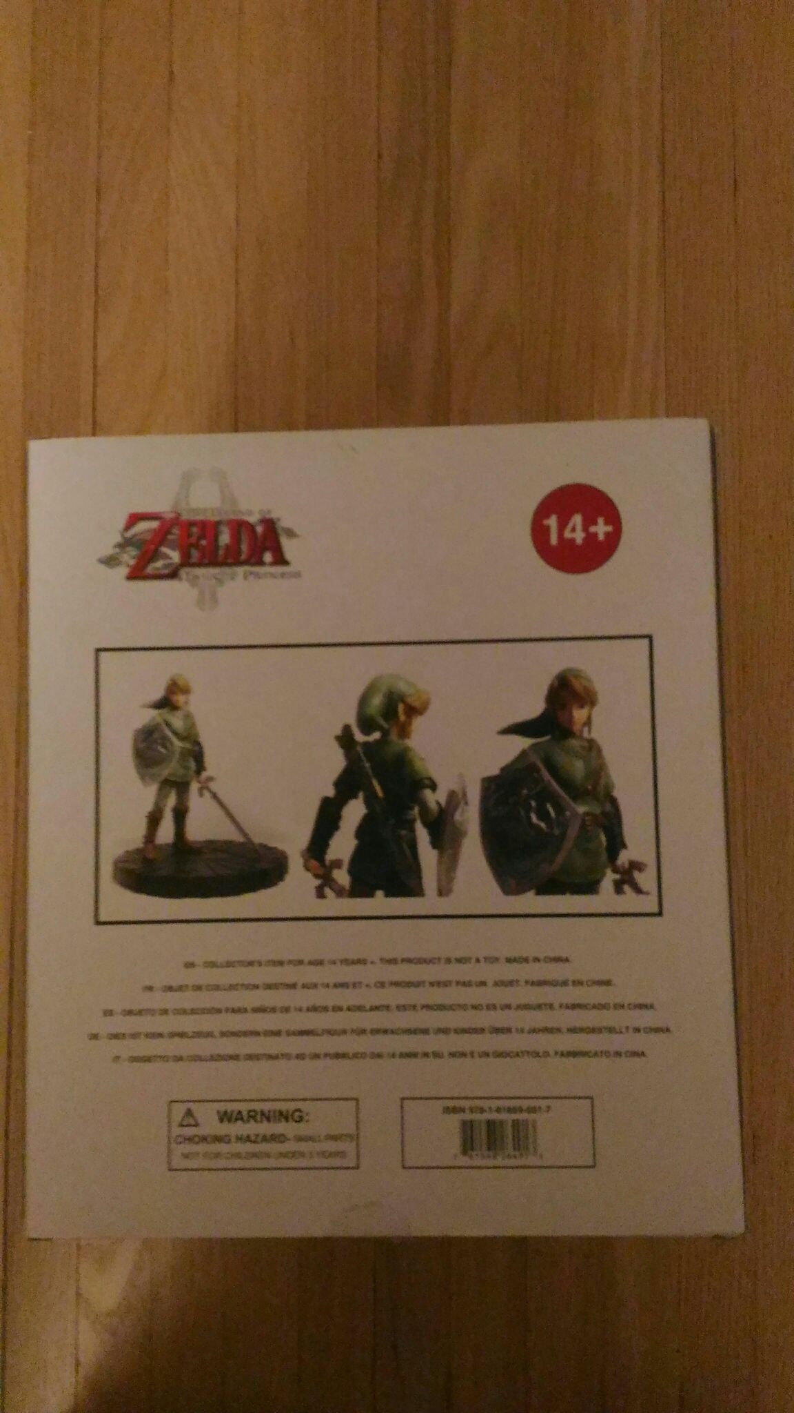 Link - Dark Horse Deluxe (Twilight Princess) action figure collectible [Barcode 761568264913] - Main Image 2