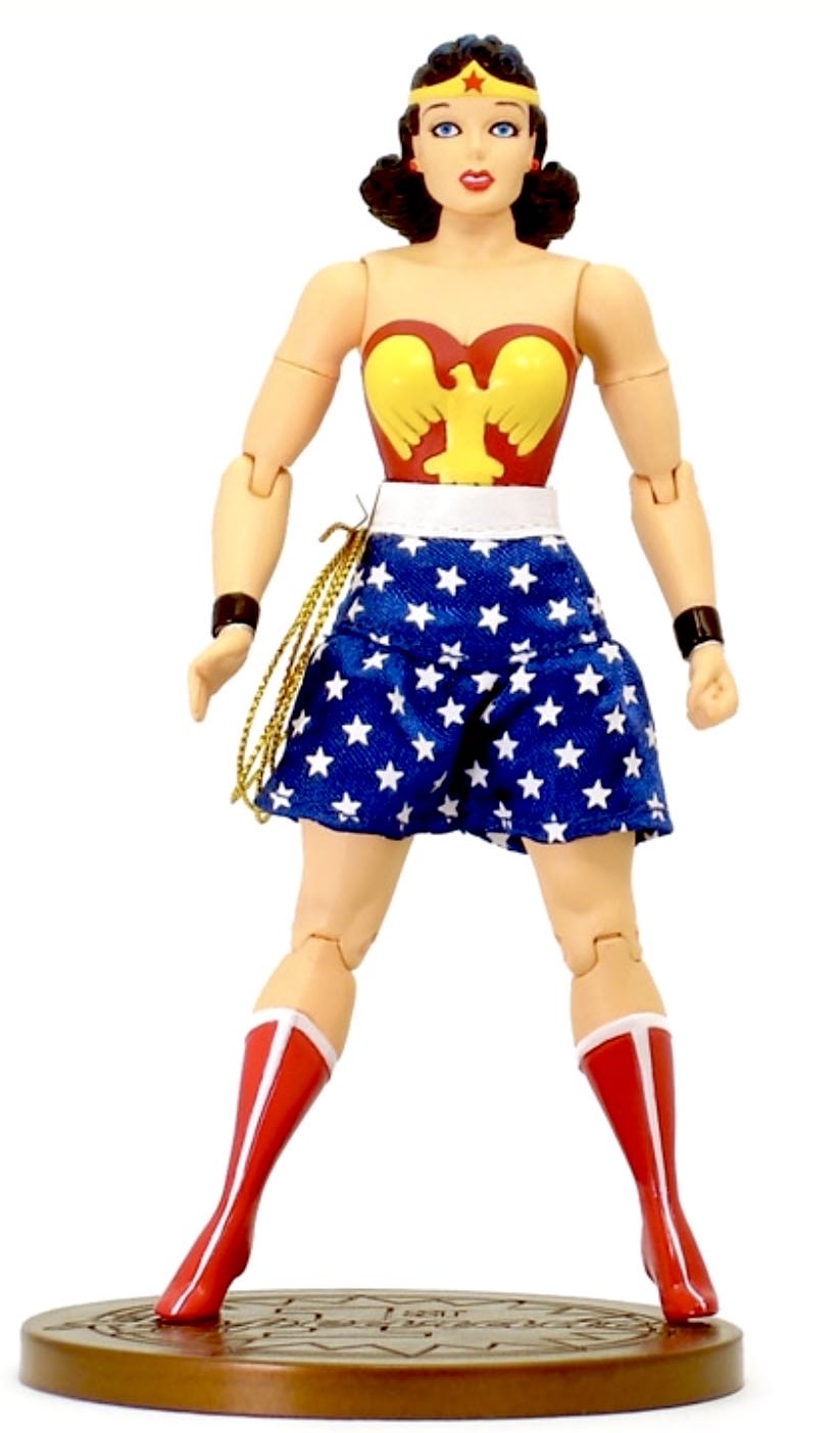 DC Direct First Appearance: Wonder Woman (from All Star Comics #8) Action Figure - DC Direct (DC 1st Appearance) action figure collectible [Barcode 761941240411] - Main Image 4