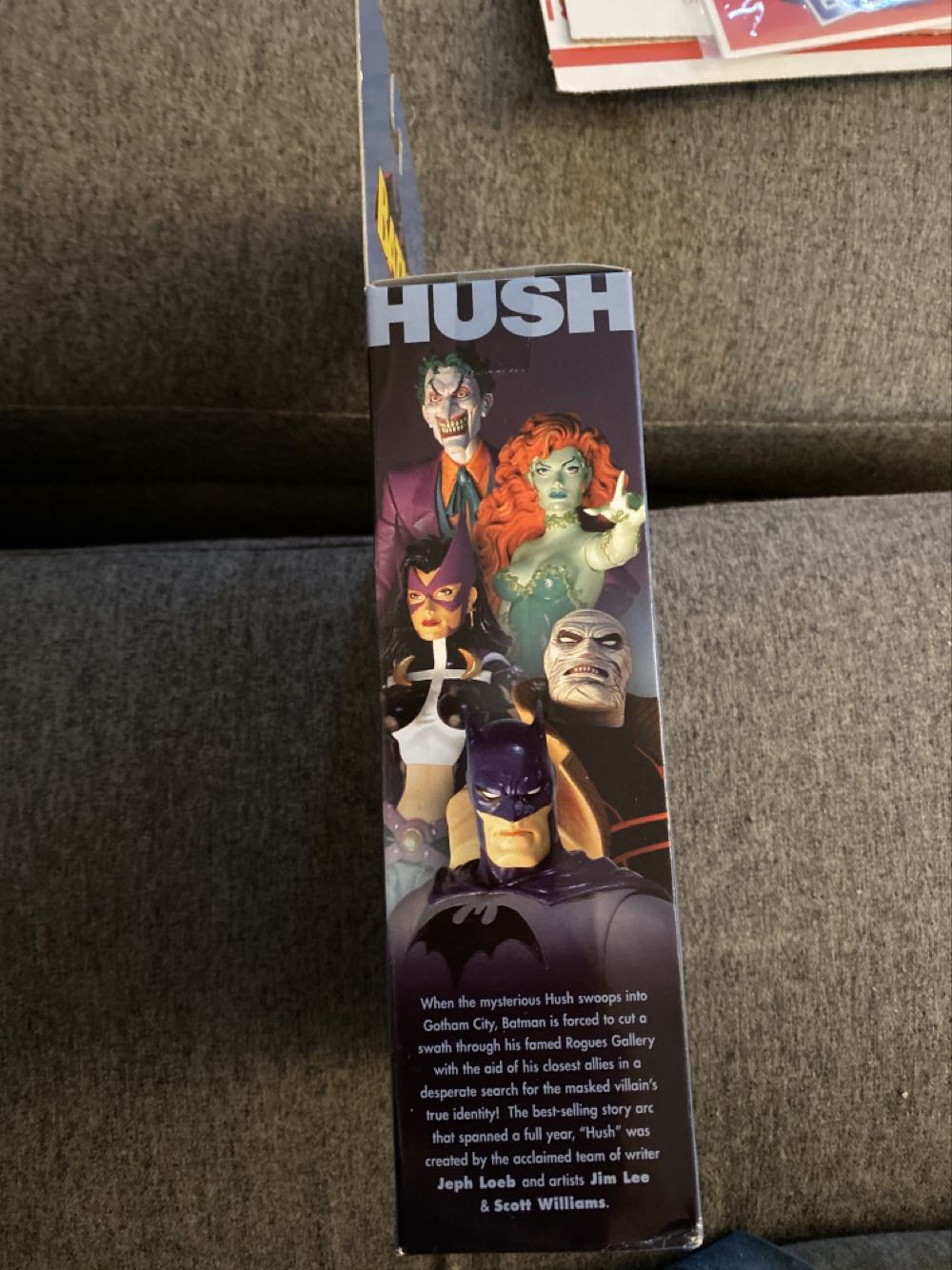 Batman Hush: Poison Ivy - DC Direct (Batman Hush Wave 1) action figure collectible [Barcode 761941240572] - Main Image 4