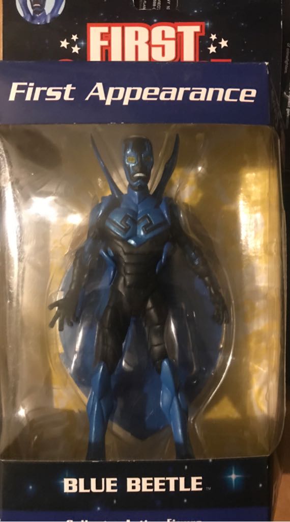Blue Beetle - Mattel (Comics & Superheroes) action figure collectible [Barcode 761941258348] - Main Image 2