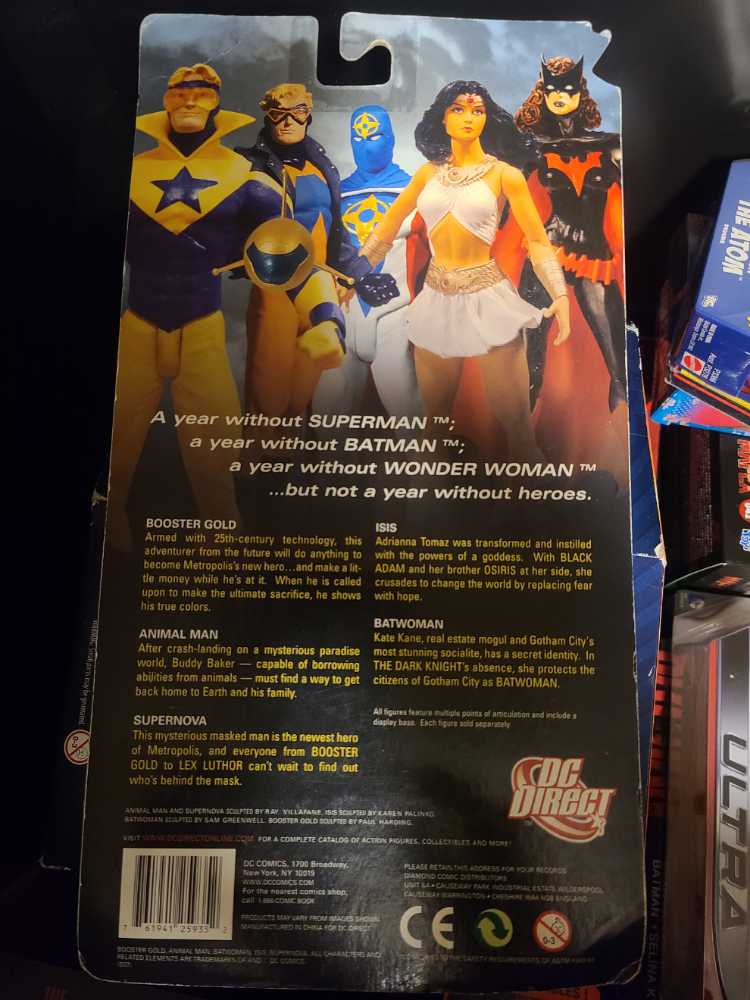 Batwoman - DC Direct (DC Comics - 52) action figure collectible [Barcode 761941259352] - Main Image 4