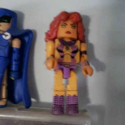 New Teen Titans - Starfire DC Minimates - Art Asylum (DC Minimates) action figure collectible [Barcode 761941267241] - Main Image 3