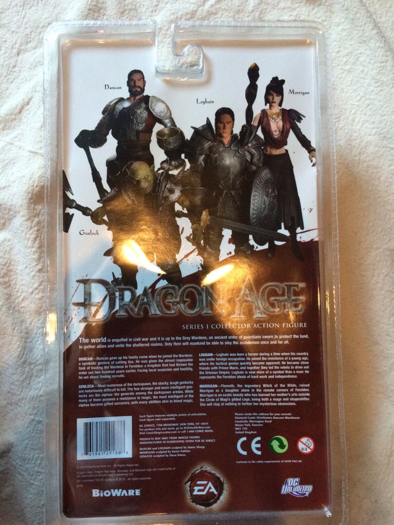 Dragon Age: Morrigan - EA Bioware (DC Unlimited) action figure collectible [Barcode 761941291888] - Main Image 2