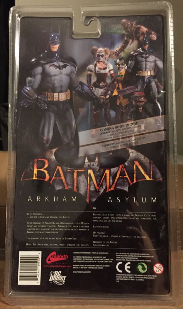 Batman Arkham Asylum: Battle-Damaged Batman - DC Direct (Batman: Arkham Asylum) action figure collectible [Barcode 761941295909] - Main Image 2
