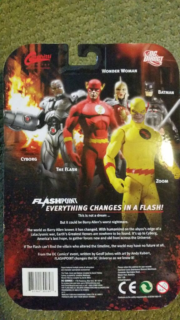 Zoom: 2011 San Diego Comic Con Exclusive - DC Direct (DC Direct Flashpoint) action figure collectible [Barcode 761941302898] - Main Image 2