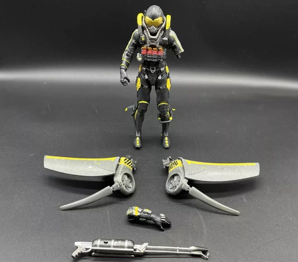 Firefly - DC Collectibles (DC (Batman - Arkham)) action figure collectible [Barcode 761941319384] - Main Image 3