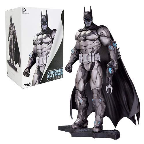 Batman (Armored): Batman Arkham Asylum - DC Collectiblies (Batman Arkham Asylum) action figure collectible [Barcode 761941319483] - Main Image 2