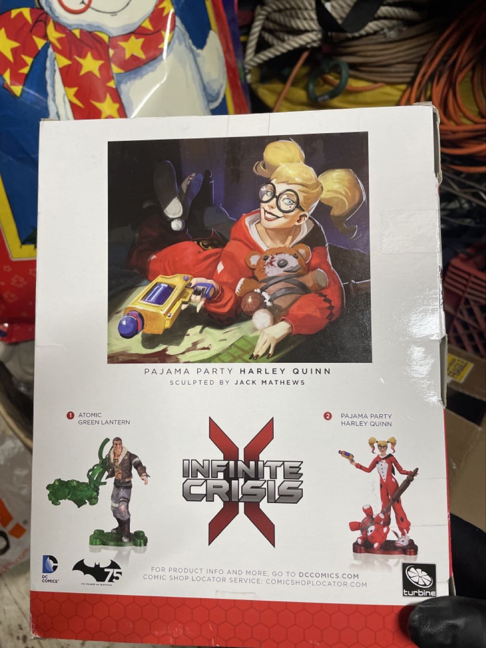 DC Comics: Infinite Crisis: Pajama Party Harley Quinn - DC Collectibles (DC Comics) action figure collectible [Barcode 761941322452] - Main Image 3