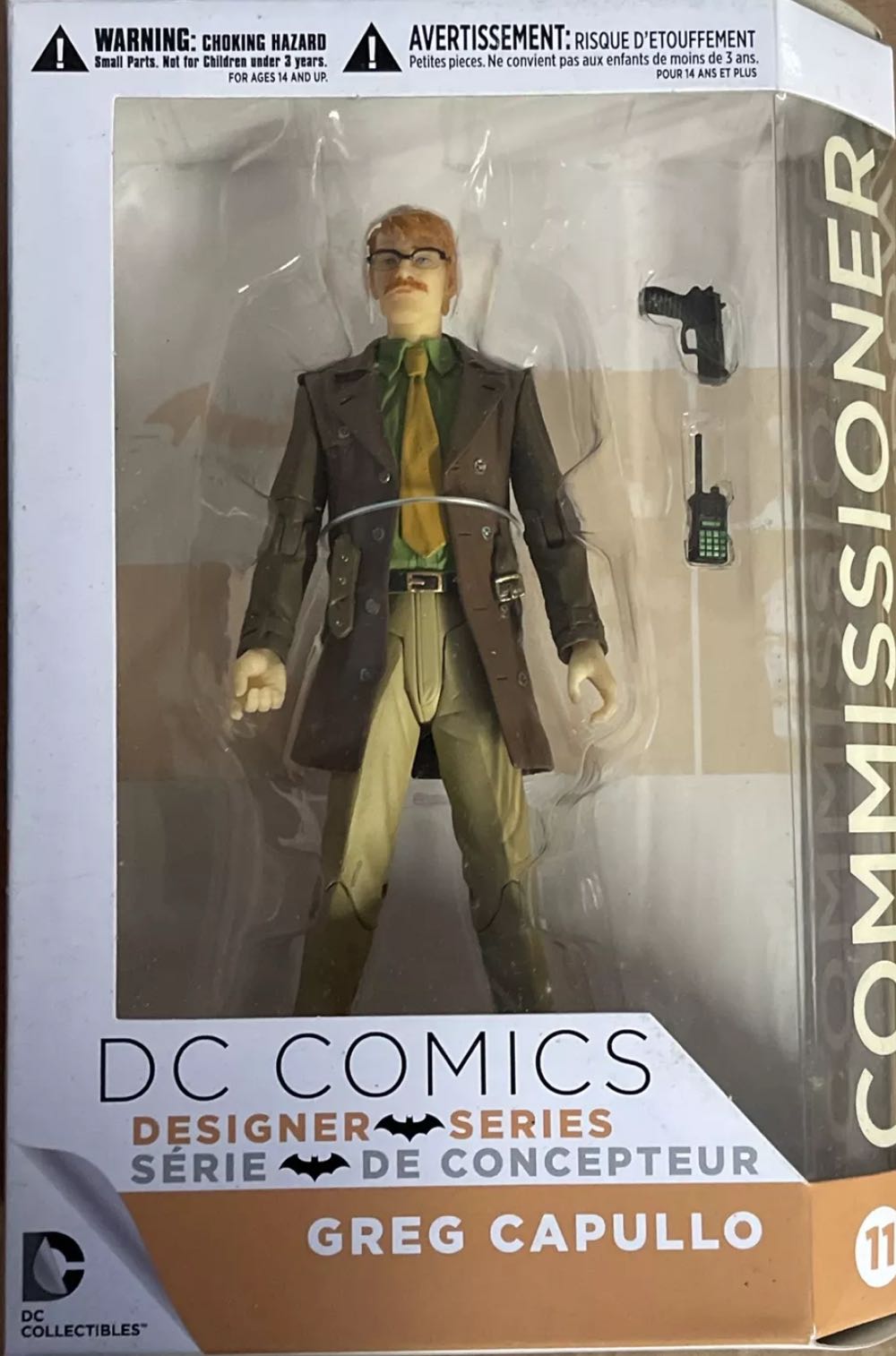 Commissioner Gordon - DC Direct Collectibles (DC Collectibles Designer Series Greg Capullo) action figure collectible [Barcode 761941326665] - Main Image 3