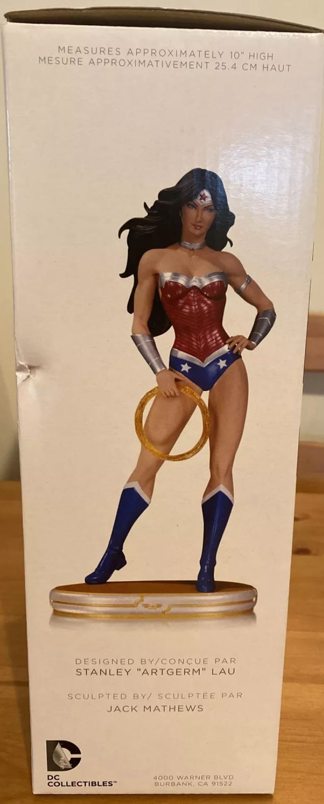 Wonder Woman Cover Girl  action figure collectible [Barcode 761941327235] - Main Image 2