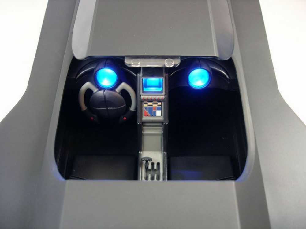 Batman The Animated Series - Batmobile  - DC Collectibles (Batman - The Animated Series) action figure collectible [Barcode 761941327600] - Main Image 4