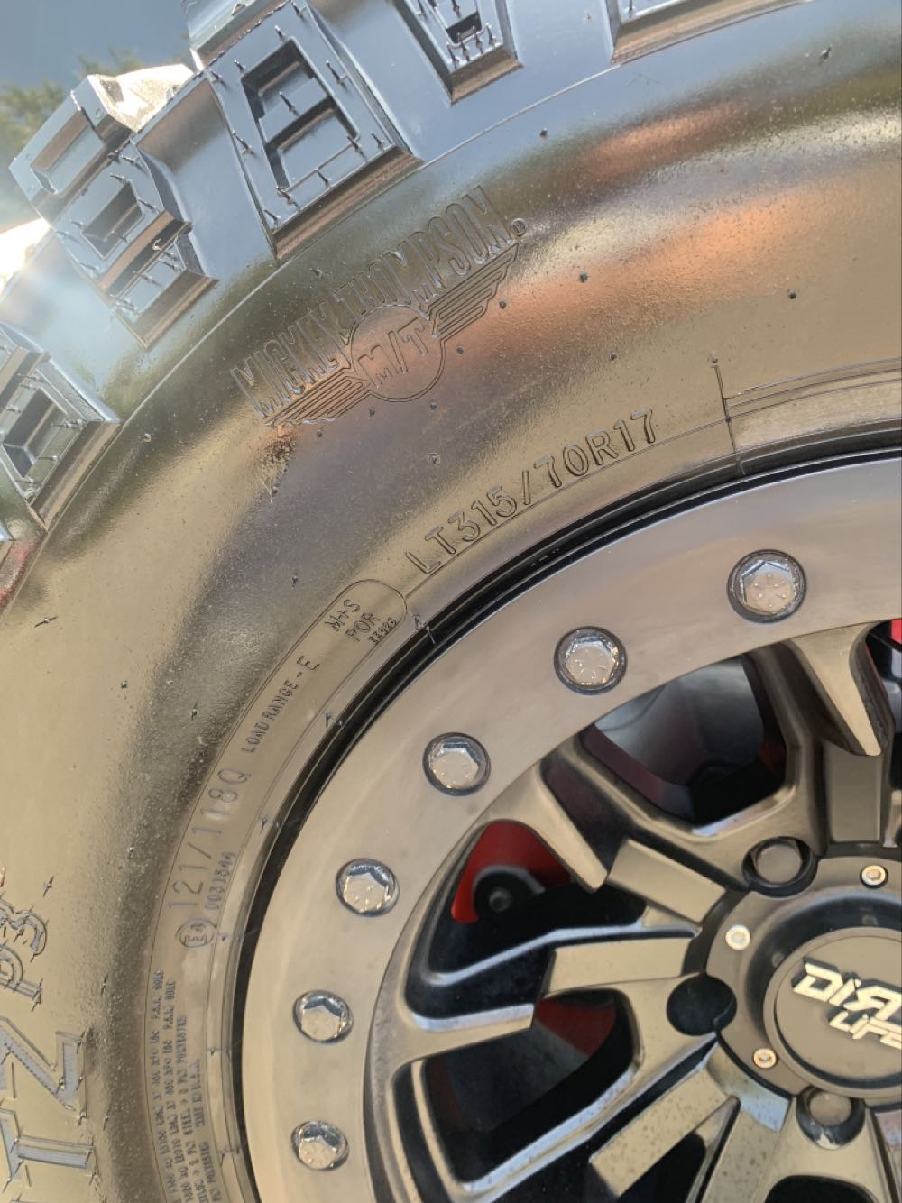 Superman - DC Collectibles action figure collectible [Barcode 761941330860] - Main Image 2