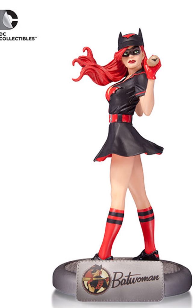 DC Bombshells Batwoman - DC Direct (DC Bombshells) action figure collectible [Barcode 761941331652] - Main Image 2