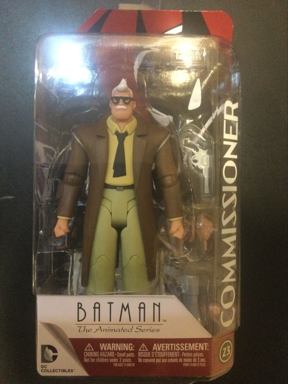 Commissioner Gordon - DC Collectibles (Batman) action figure collectible [Barcode 761941335858] - Main Image 2