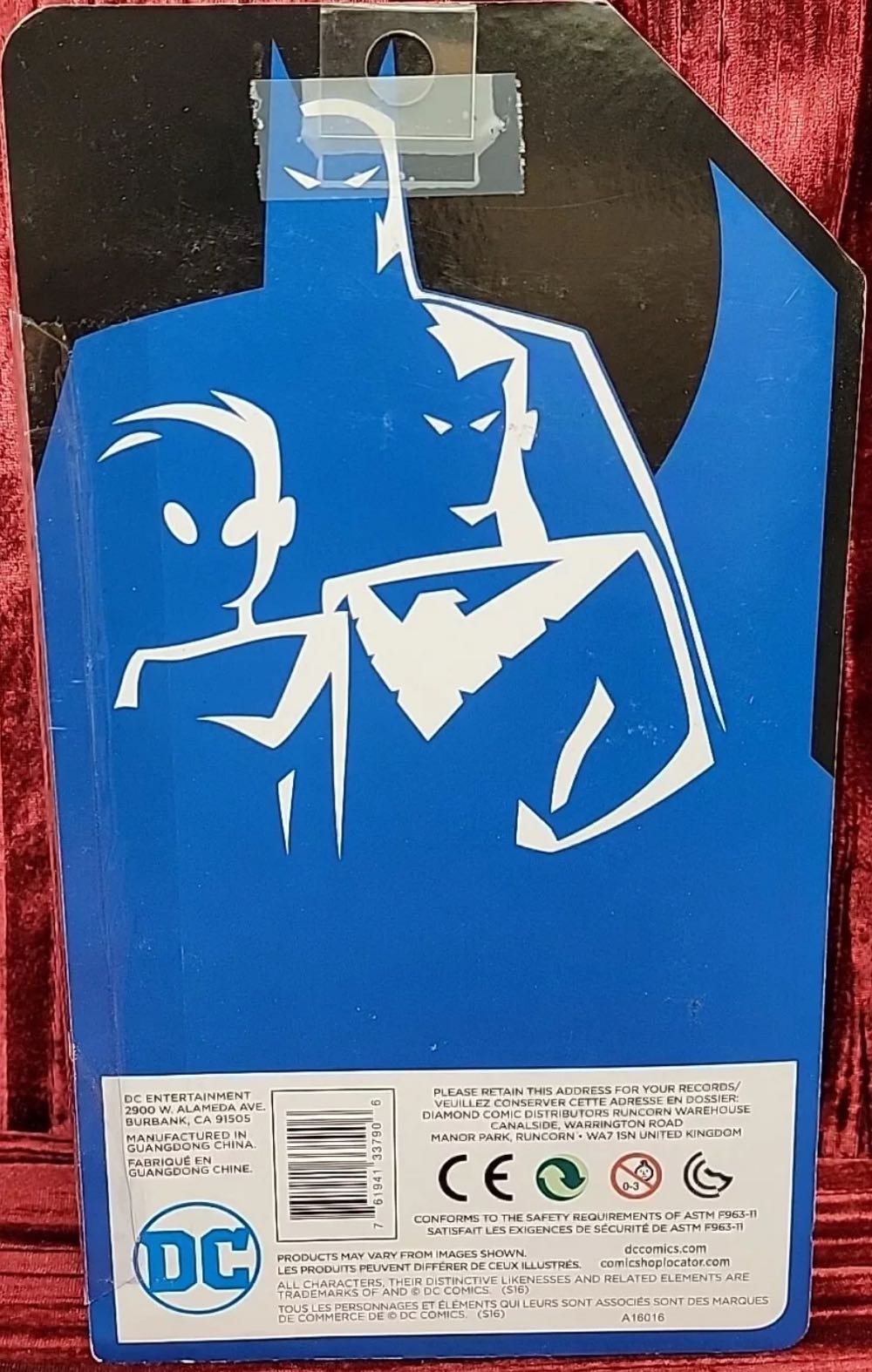 Anti-Fire Suit Batman - DC Collectibles (The New Batman Adventures) action figure collectible [Barcode 761941337906] - Main Image 3