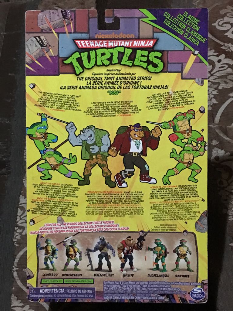 Bebop Classic - Playmates Toys (Teenage Mutant Ninja Turtles Classic Coll) action figure collectible [Barcode 778988076415] - Main Image 2