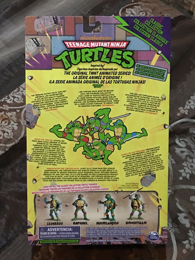 Classic Michelangelo - Playmates Toys (Teenage Mutant Ninja Turtles Classic Coll) action figure collectible [Barcode 778988999325] - Main Image 2
