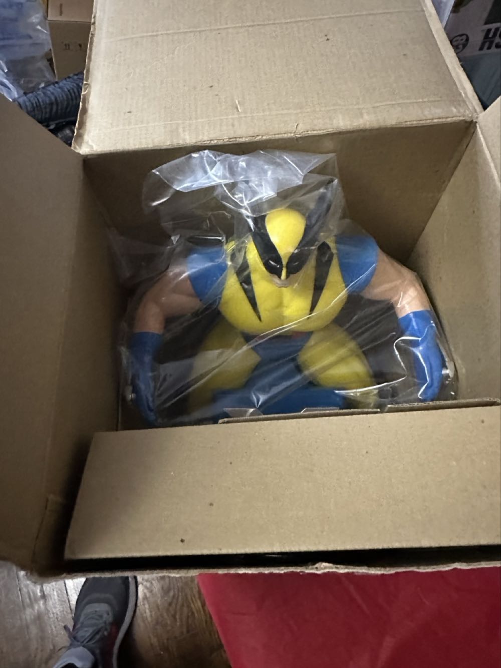 X-men Wolverine Telephone  action figure collectible [Barcode 780992121005] - Main Image 3