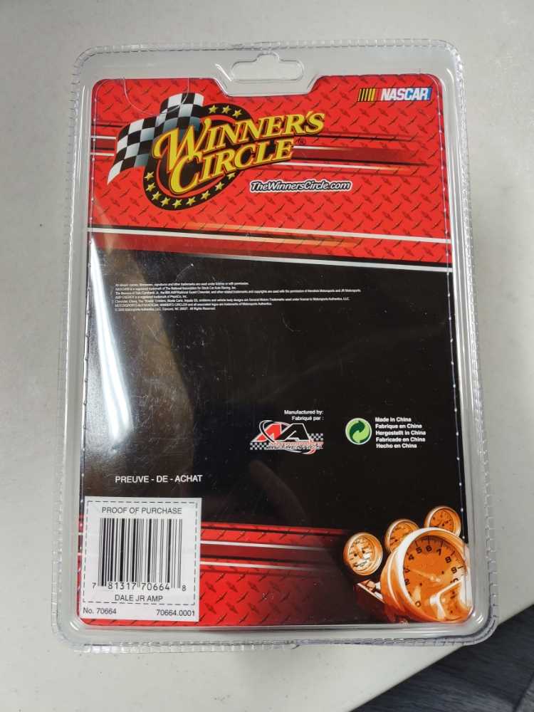 Dale Earnhardt Jr. - Winners Circle (Nascar) action figure collectible [Barcode 781317706648] - Main Image 2
