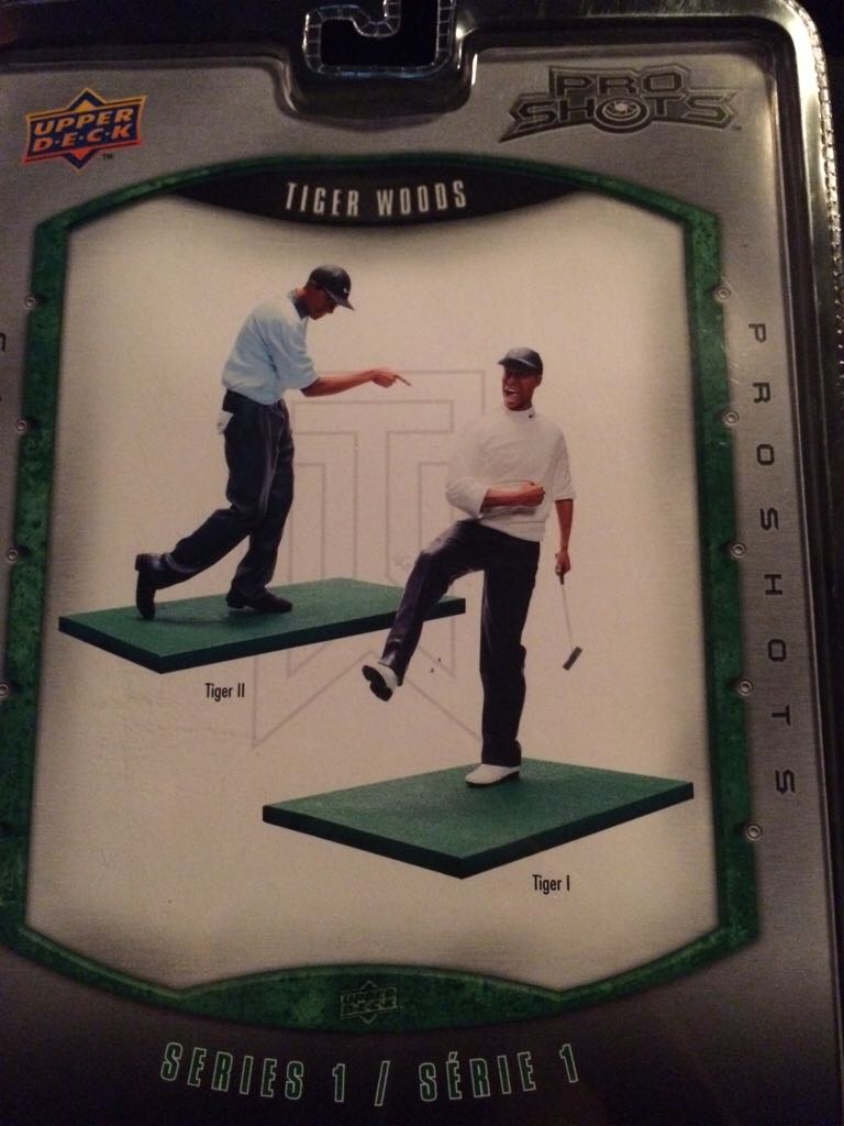Tiger Woods  - Upper Deck (Pro Shots) action figure collectible [Barcode 782870635987] - Main Image 2