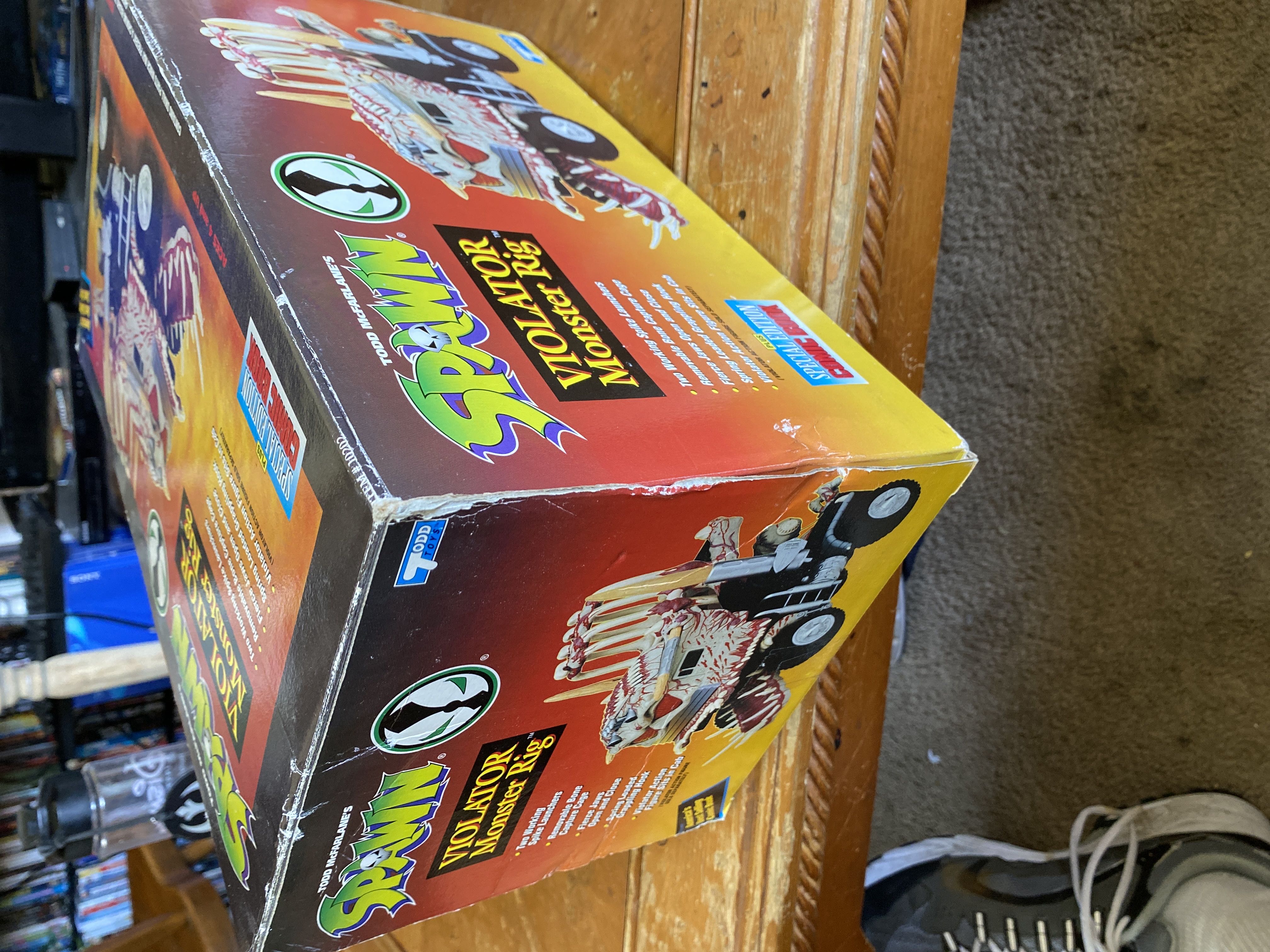 Spawn (Vehicle) - Todd Toys (Violator Monster Rig) action figure collectible [Barcode 787926102024] - Main Image 4