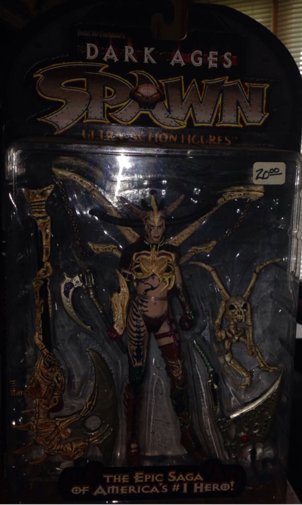 The Skull Queen (Red & Black) - McFarlane Toys (Spawn: Dark Ages: 6”) action figure collectible [Barcode 787926111422] - Main Image 2