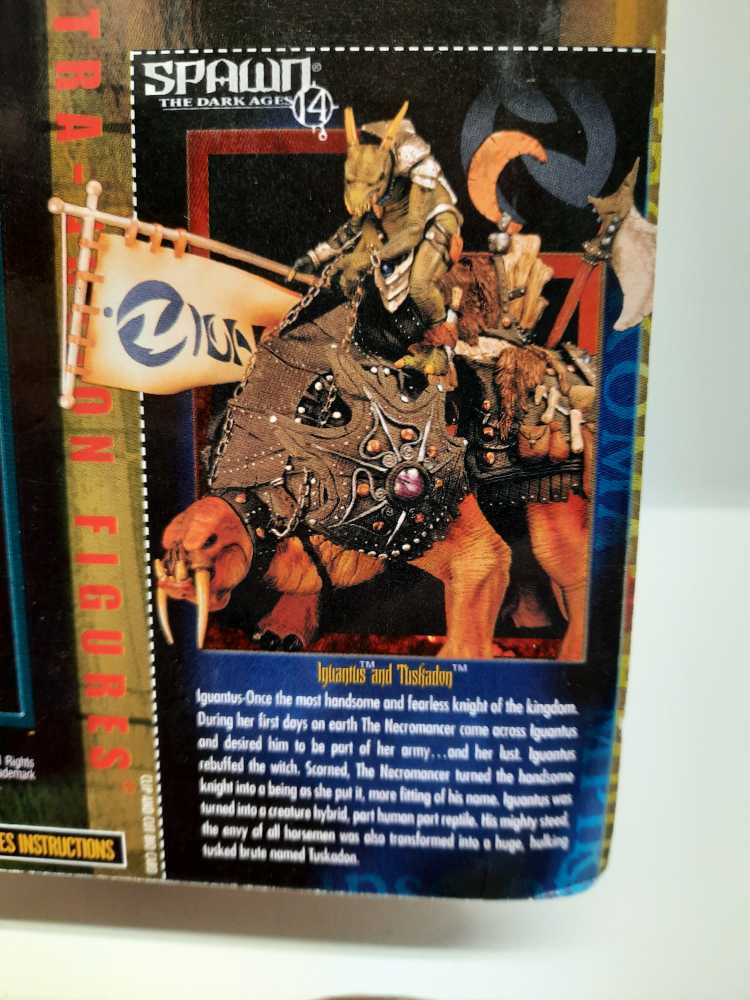 Iguantus & Tuskadon - McFarlane Toys (Spawn: Dark Ages: 6”) action figure collectible [Barcode 787926111736] - Main Image 3