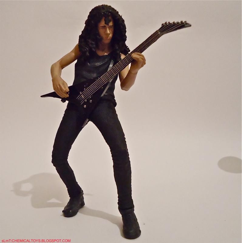Metallica - Kirk Hammett - McFarlane Toys (Harvester Of Storrow) action figure collectible [Barcode 787926123029] - Main Image 2