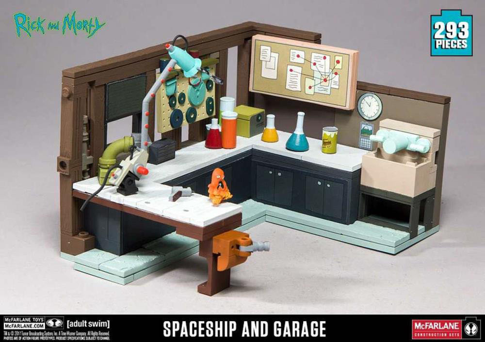 Spaceship and Garage - Mcfarlene Toys (Rick & Morty) action figure collectible [Barcode 787926128840] - Main Image 2