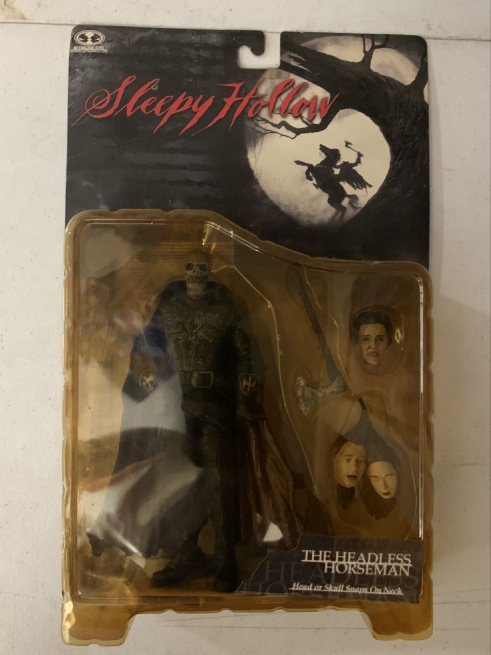 Headless Horseman - McFarlane Toys (Fantasy) action figure collectible [Barcode 787926144017] - Main Image 3