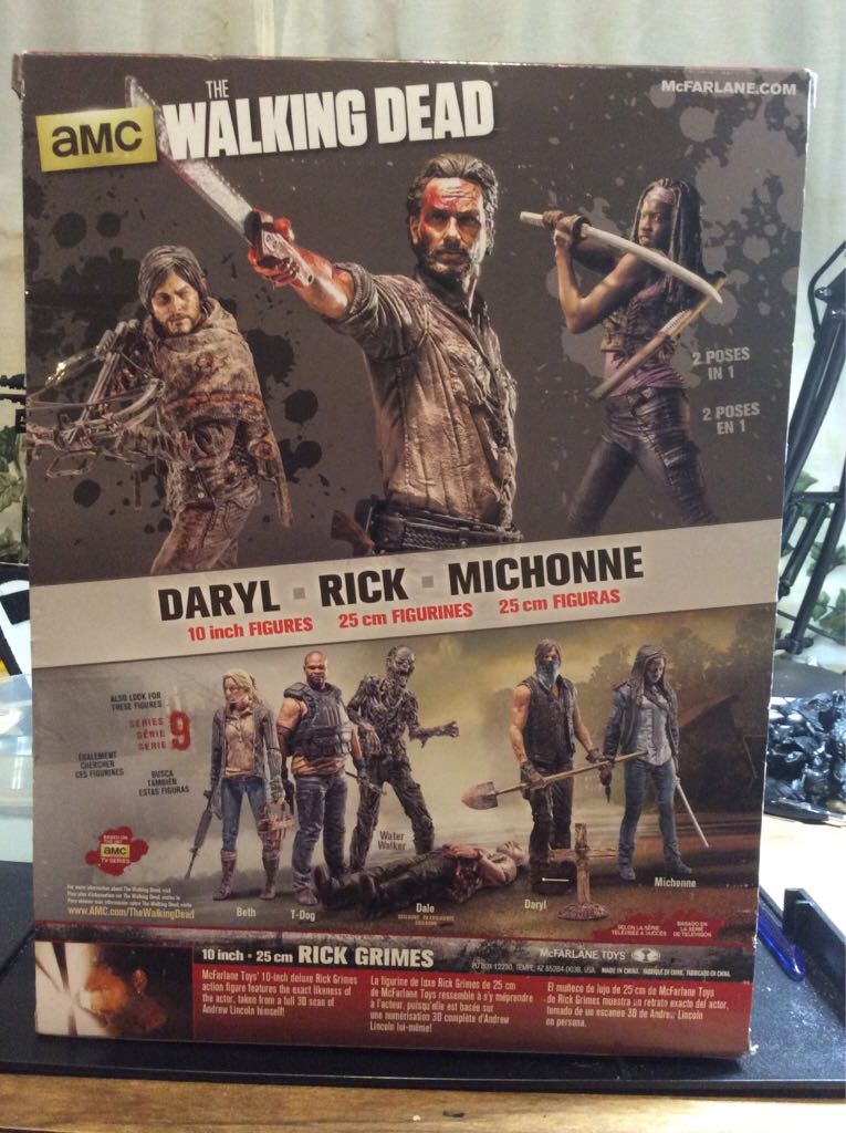 Rick Grimes The Walking Dead- Vigilante Edition - McFarlane Toys (10 Inch Vigilante Edition) action figure collectible [Barcode 787926144796] - Main Image 2