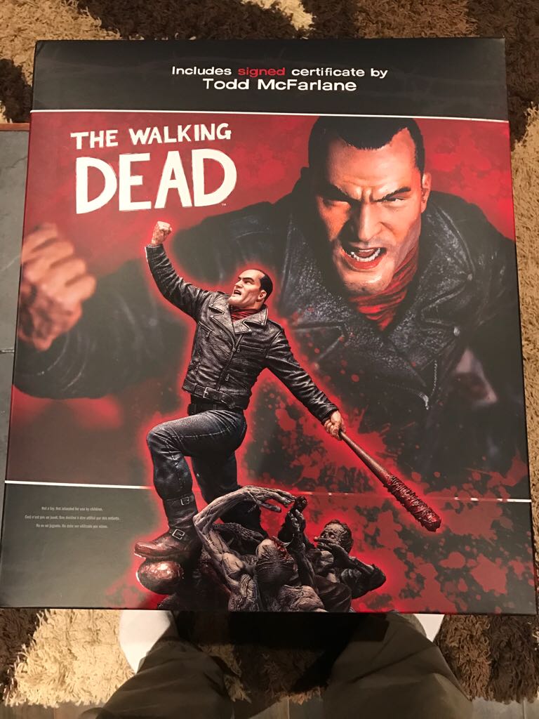 DC Comics Cover Girls Batgirl